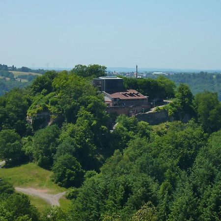 Gasthaus Zum Schloss Lemberg Buitenkant foto